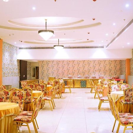 Aa Hotels & Resorts Zirakpur Экстерьер фото