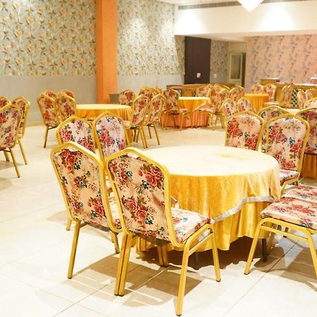 Aa Hotels & Resorts Zirakpur Экстерьер фото